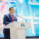ТҮРКІСТАН ОБЛЫСЫНЫҢ МЕДИЦИНА ҚЫЗМЕТКЕРЛЕРІНЕ ҚҰРМЕТ КӨРСЕТІЛДІ